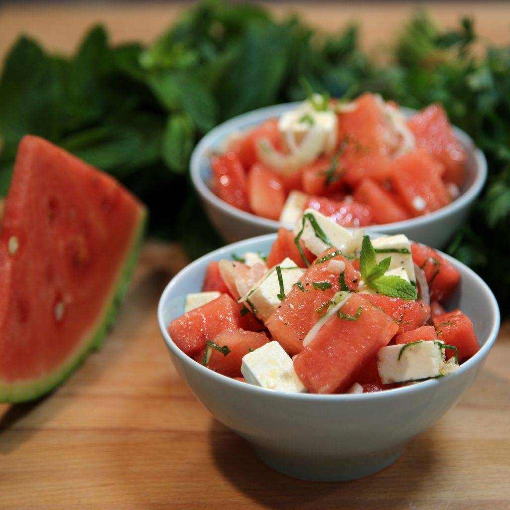 salade de pastèque avec craquelins